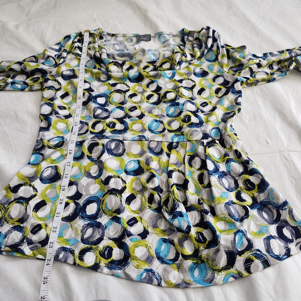 Vibrant Women's Blouse with Blue and Green Accents - Picture 4 of 6
